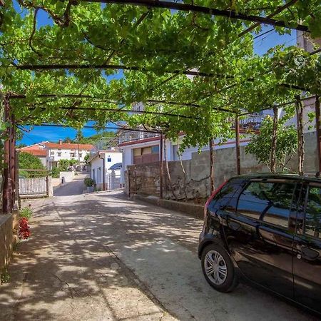 Apartment In Vrbnik/Island Krk 35825 Exterior photo